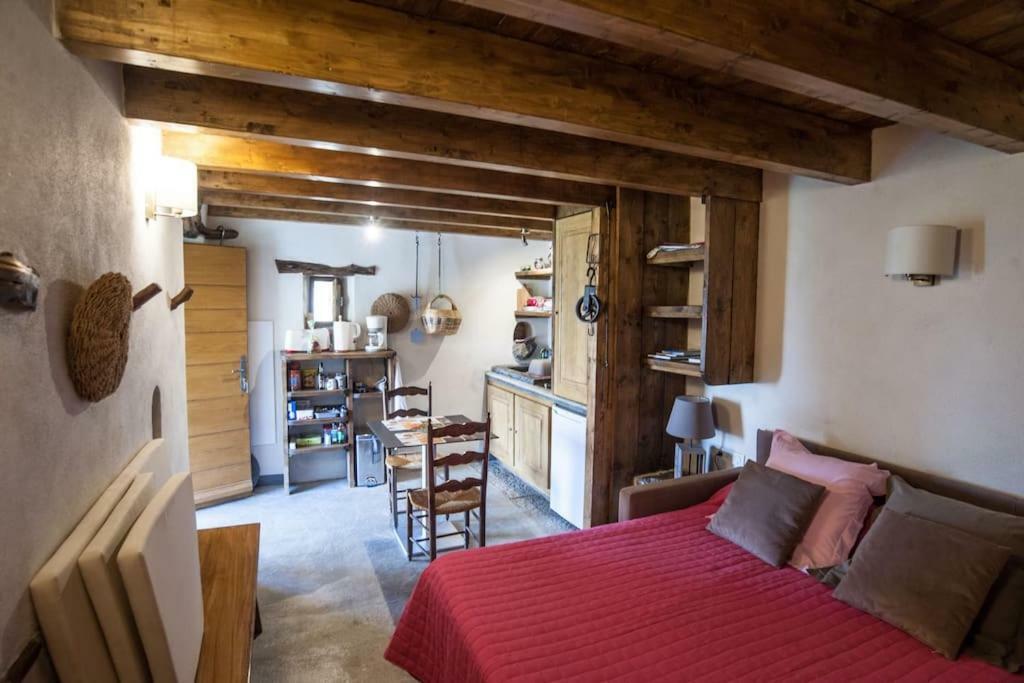 Les Bergeries "Le Figuier" Hotel Omessa Екстериор снимка